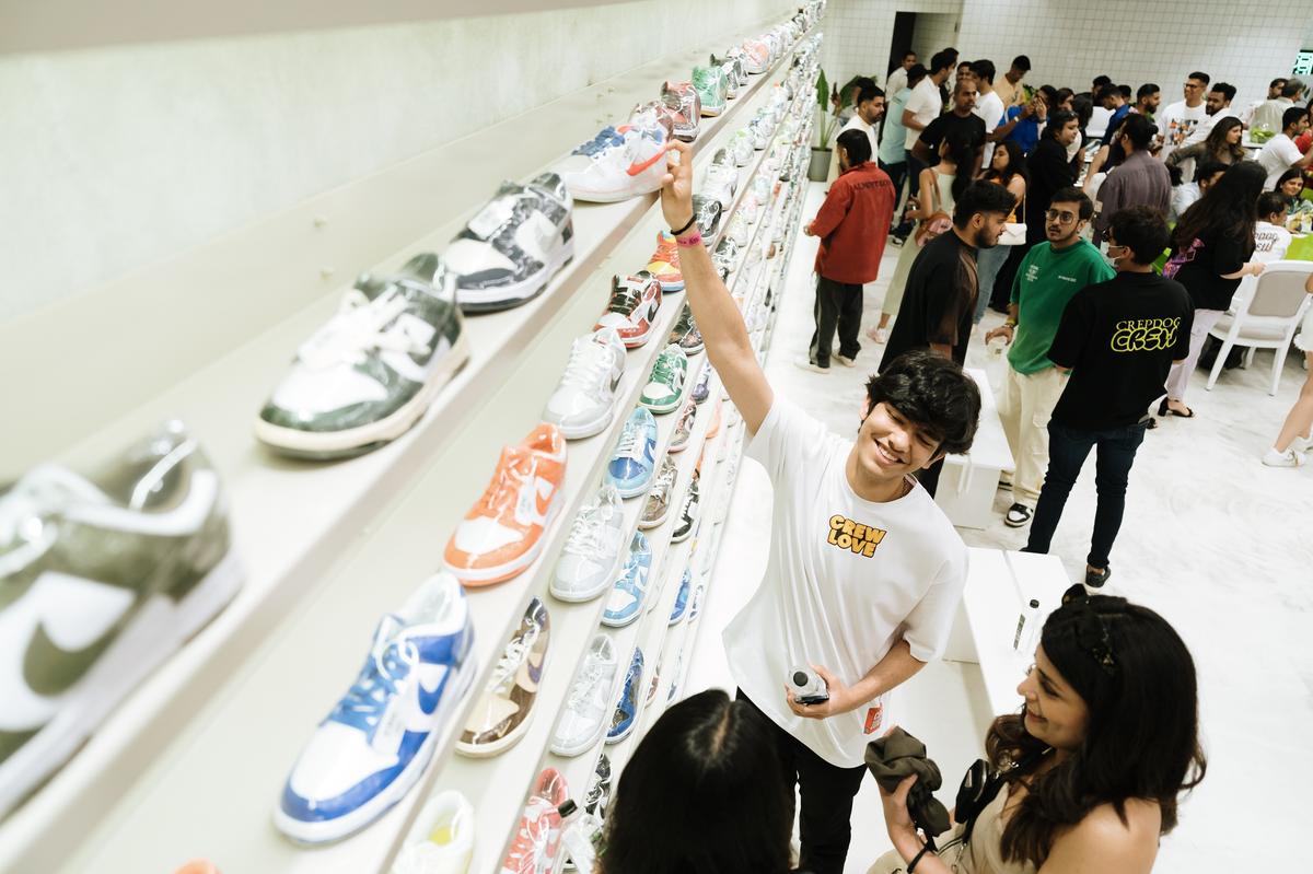 Nike shoes hot sale showroom in mumbai